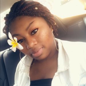 Meet your Posher, Michelle